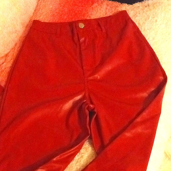 New faux leather set - Picture 2 of 3